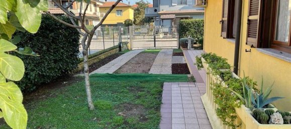 8-Zimmer Villa in Salerano sul Lambro, Italy, Nr. 119066 8