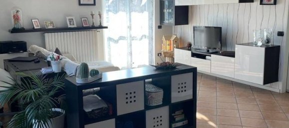 8-Zimmer Villa in Salerano sul Lambro, Italy, Nr. 119066 11