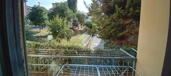 3 rooms Apartment in Spoleto, Italy No. 306853 9