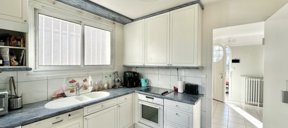 3 Schlafzimmer Villa in Noisy-le-Grand, France, Nr. 179284 6