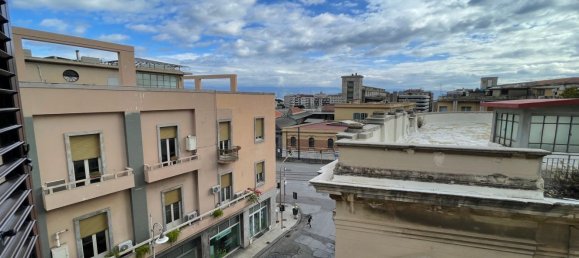 5 rooms Apartment in Messina, Italy No. 51411 24
