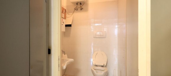  عقار تجاري في Rimini, Italy 76متر مربع رقم 20630 44