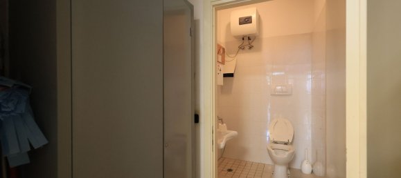  عقار تجاري في Rimini, Italy 76متر مربع رقم 20630 17