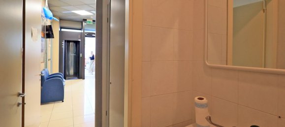  عقار تجاري في Rimini, Italy 76متر مربع رقم 20630 25