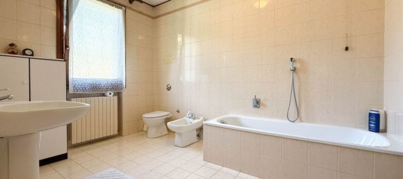 5 rooms House in Noventa Padovana, Italy No. 274756 25