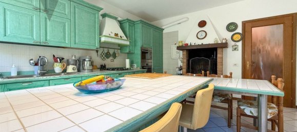 5 rooms House in Noventa Padovana, Italy No. 274756 9