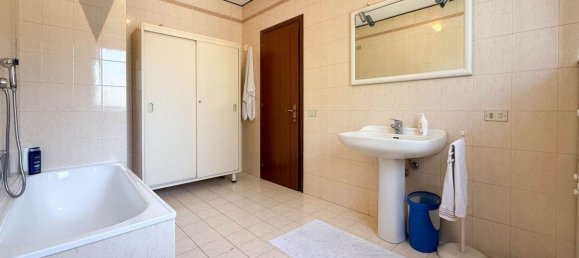 5 rooms House in Noventa Padovana, Italy No. 274756 26