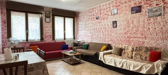 2 bedrooms Apartment in Curtatone, Italy No. 157272 3