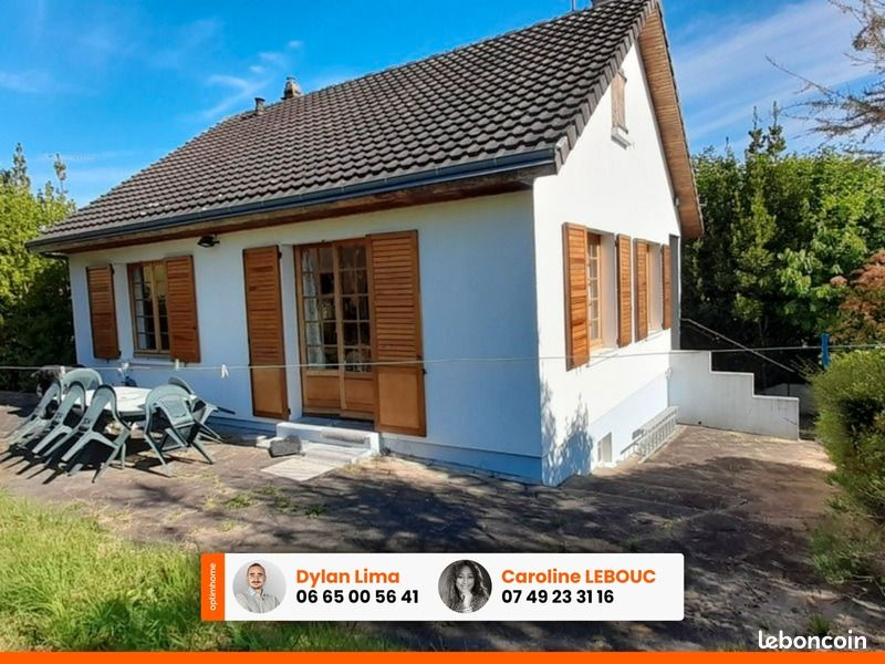 Casa de 3 dormitorios en Nogent-le-Rotrou, France No. 84003