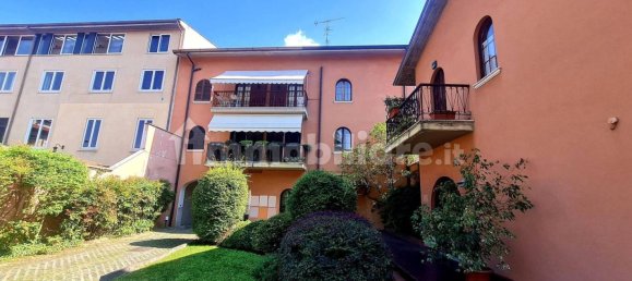Apartamento de 1 dormitorio en Brescia, Italy No. 178358 3