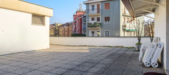 Пентхаус с 4 комнатами в Милан, Италия № 333223 6