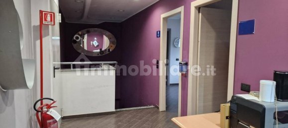 Armazém em Gerenzano, Italy 678 m² N.º 316978 2