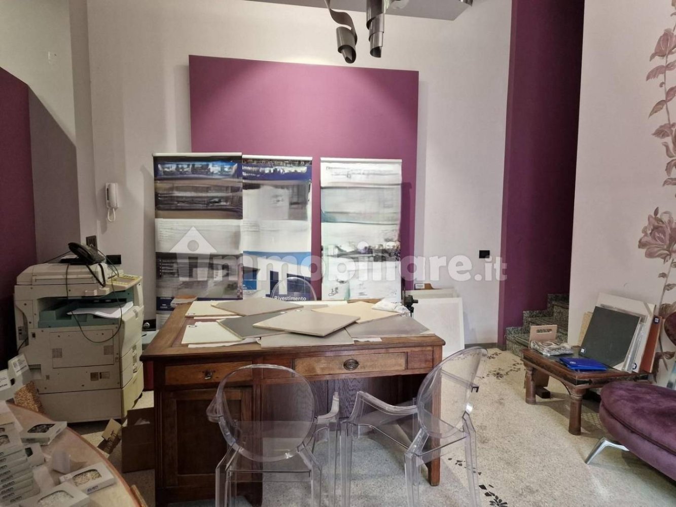 Armazém em Gerenzano, Italy 678 m² N.º 316978