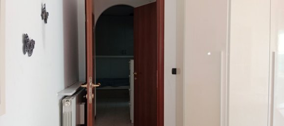 3-Zimmer Wohnung in Genoa, Italy, Nr. 278109 7