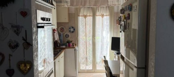 2 bedrooms Apartment in Rome, Italy No. 12652 11