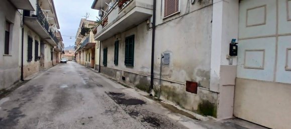 3 rooms Apartment in Portico di Caserta, Italy No. 70678 2