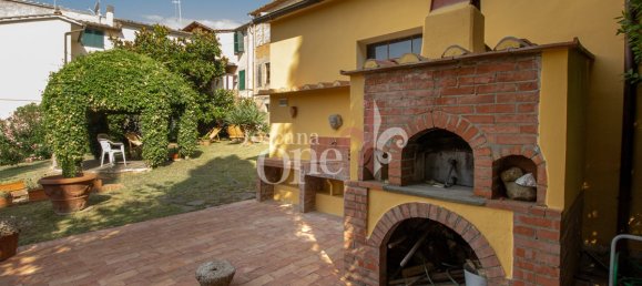 Casa de 5 dormitorios en Chianni, Italy No. 105632 21