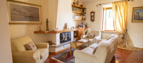 Casa de 5 dormitorios en Chianni, Italy No. 105632 4