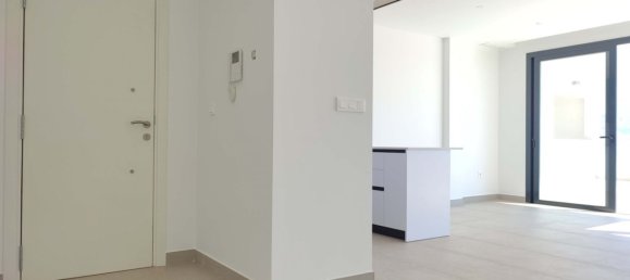 Villa de 4 dormitorios en Polop, Spain No. 2681 8