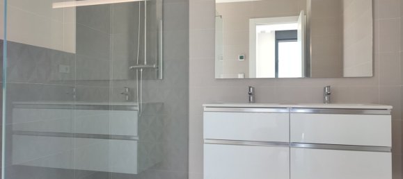 Villa de 4 dormitorios en Polop, Spain No. 2681 17