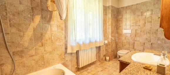 4 bedrooms Villa in Passignano sul Trasimeno, Italy No. 282076 45