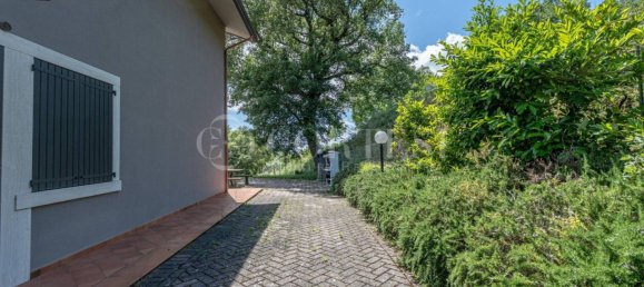4 bedrooms Villa in Passignano sul Trasimeno, Italy No. 282076 30
