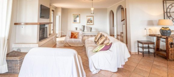 4 bedrooms Villa in Passignano sul Trasimeno, Italy No. 282076 19