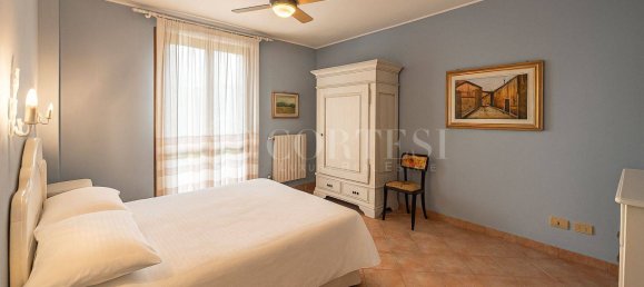 4 bedrooms Villa in Passignano sul Trasimeno, Italy No. 282076 2