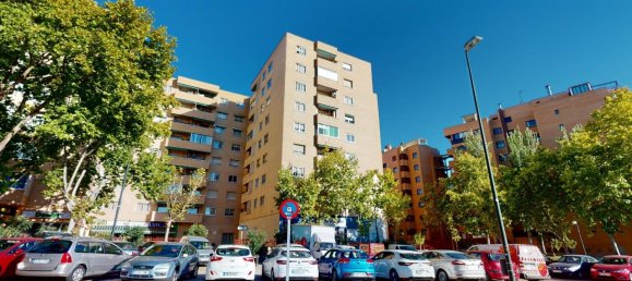 3 Schlafzimmer Wohnung in Zaragoza, Spain, Nr. 64480 9