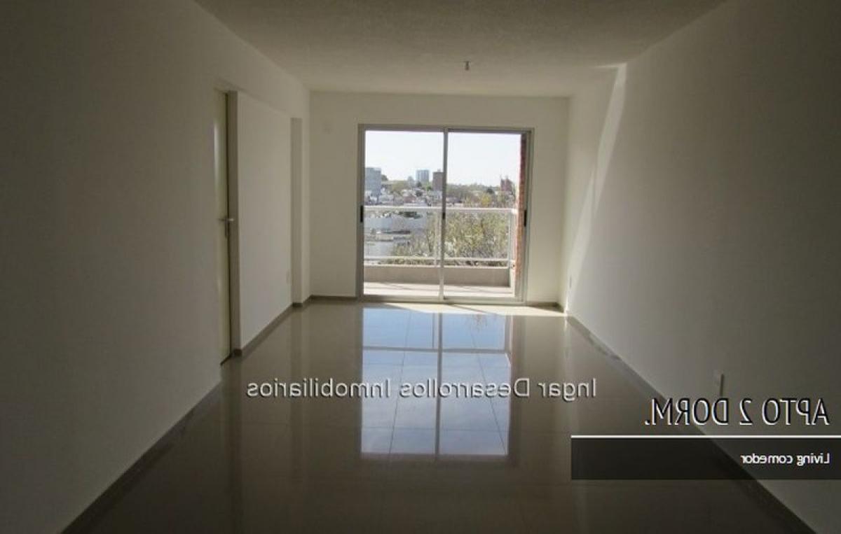 Apartamento de 2 dormitorios en Montevideo, Uruguay No. 2786