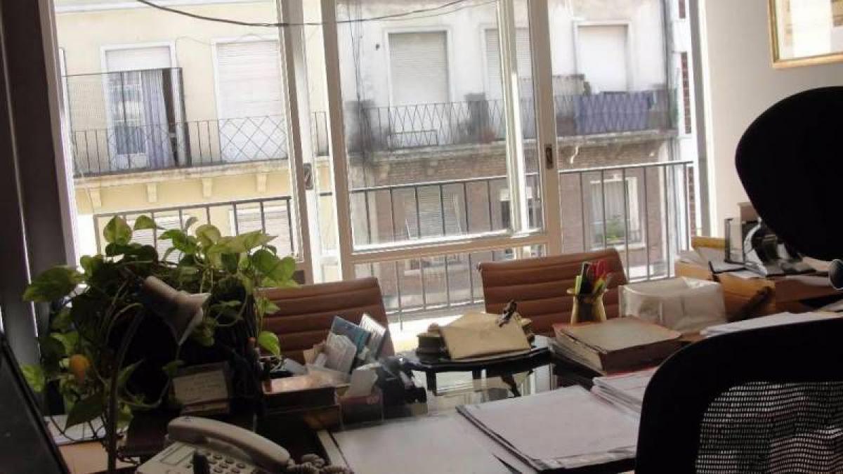 Bureau à Buenos Aires, Argentina 86m² No. 109622