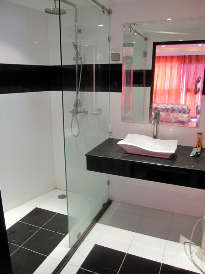 1 bedroom Condo in Pattaya, Thailand No. 3999