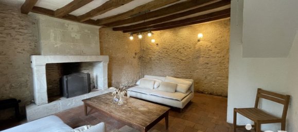 3 bedrooms House in Couesmes, France No. 153319 3