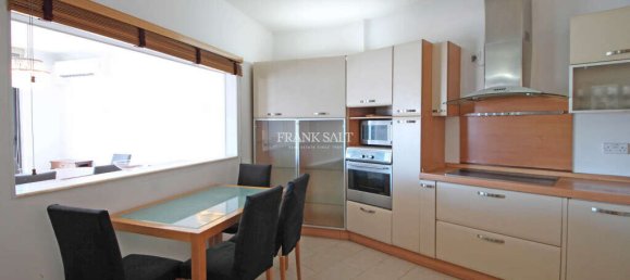 Apartamento T3 em Saint Julian's, Malta N.º 9588 8
