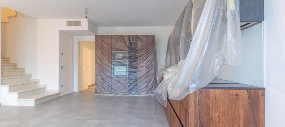 Casa de 4 habitaciónes en Pernumia, Italy No. 31784 18