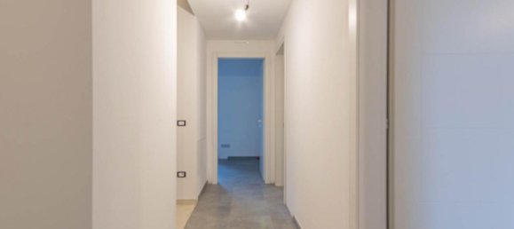 Casa de 4 habitaciónes en Pernumia, Italy No. 31784 6