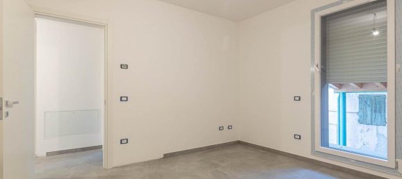 Casa de 4 habitaciónes en Pernumia, Italy No. 31784 8