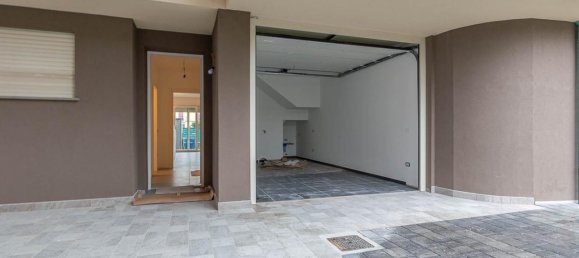 Casa de 4 habitaciónes en Pernumia, Italy No. 31784 20