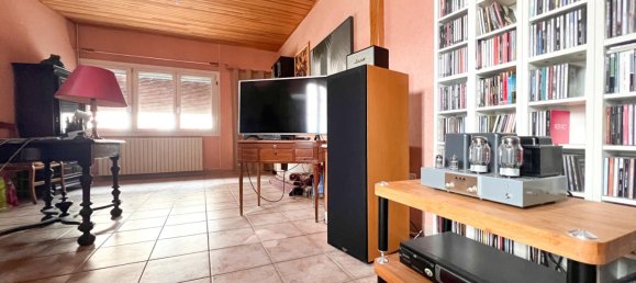 3 bedrooms House in Abbeville, France No. 241408 2