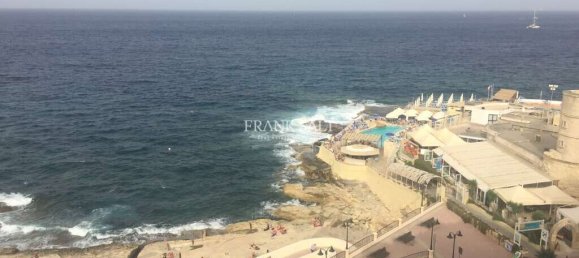Apartamento de 3 dormitorios en Sliema, Malta No. 3829 2