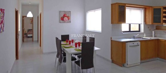 Apartamento de 3 dormitorios en Sliema, Malta No. 3829 9