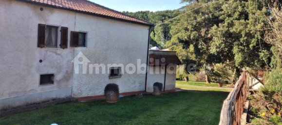1 room Building in Grosseto, Italy No. 156590 2