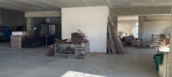 Lagerhaus in Perugia, Italy 1320m², Nr. 256169 27