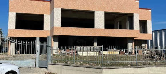 Lagerhaus in Perugia, Italy 1320m², Nr. 256169 29