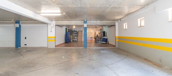 5 bedrooms House in Quarteira, Portugal No. 28739 42