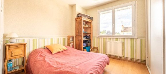 3 bedrooms House in Fontenay-le-Comte, France No. 287904 4