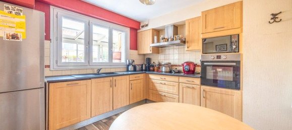 3 bedrooms House in Fontenay-le-Comte, France No. 287904 3