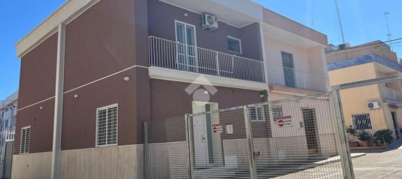 3 Schlafzimmer Haus in Barletta, Italy, Nr. 331640 2