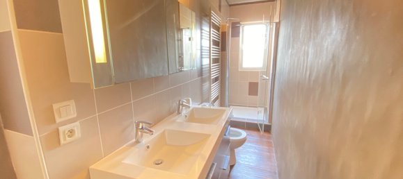 4 rooms House in Orleans, France No. 239665 7