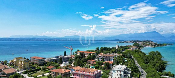 Apartamento T3 em Sirmione, Italy N.º 365591 11